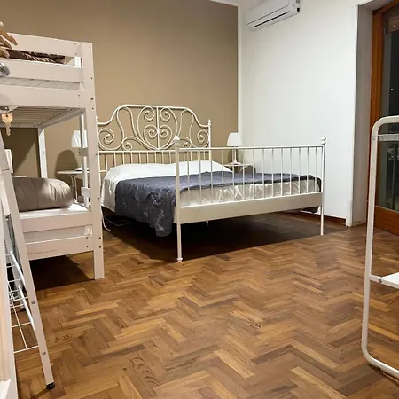 A I R House Сорренто