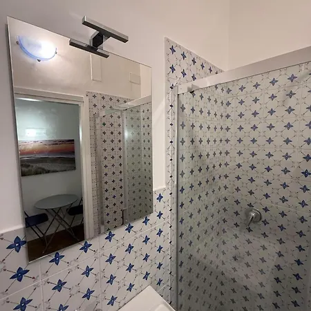A I R House *